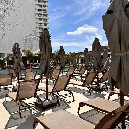 Grand Sapphire Spa And Casino, Long Beach, Luxury With Sea View Apartamento