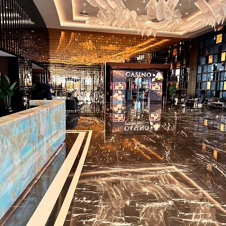 Grand Sapphire Spa And Casino, Long Beach, Luxury With Sea View *
