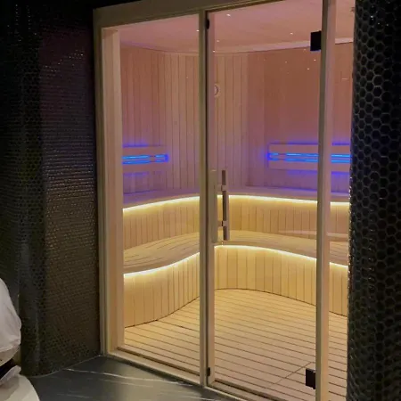 Grand Sapphire Spa And Casino, Long Beach, Luxury With Sea View Trikomo